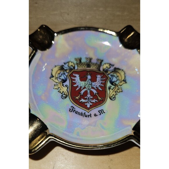 Vintage Ceramic Ashtray FRANKFURT On The Main Coat of Arms Gold on Porcelain - Picture 3 of 10